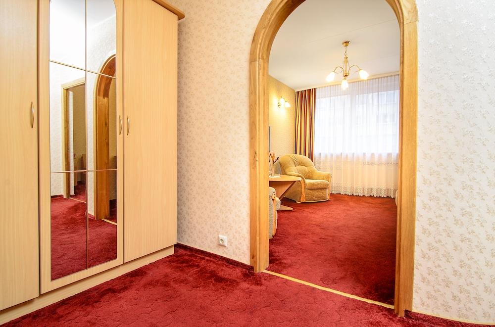 Hotel Zemaites ヴィリニュス エクステリア 写真